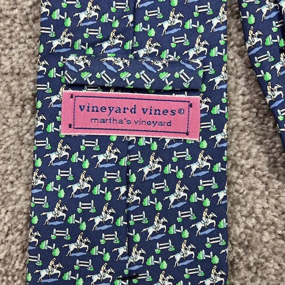 Vineyard Vines Martha's Vineyard Jumping Horse Neck Tie